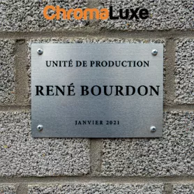 Plaque Professionnelle extérieure percée