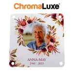 Plaque en aluminium percée avec bord arrondi et chevalet (60669)